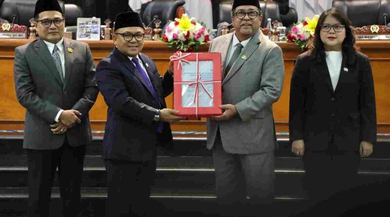 Perubahan APBD DKI 2026 Disetujui, Wagub Rano Pastikan Program Prioritas Tetap Berjalan Perubahan APBD DKI 2026 Disetujui, Wagub Rano Pastikan Program Prioritas Tetap Berjalan
