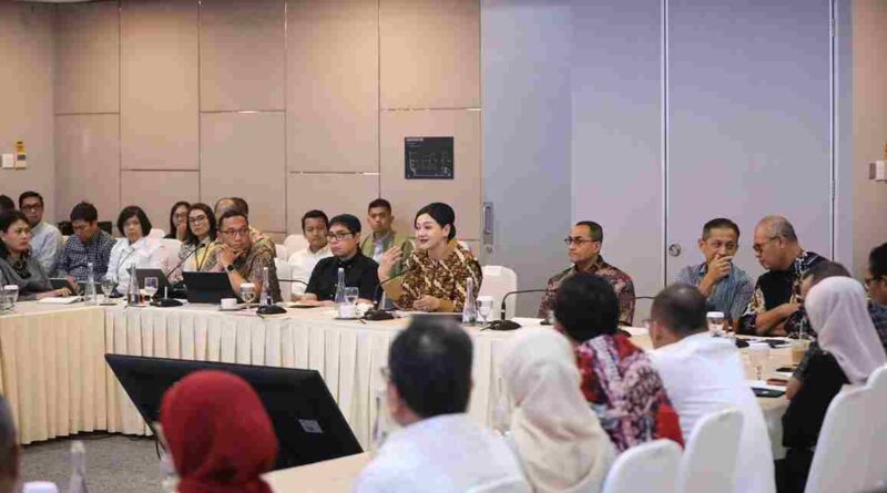 OJK dan SRO Gelar Dialog Konsolidasi Dengan Pelaku Pasar modal OJK dan SRO Gelar Dialog Konsolidasi Dengan Pelaku Pasar modal